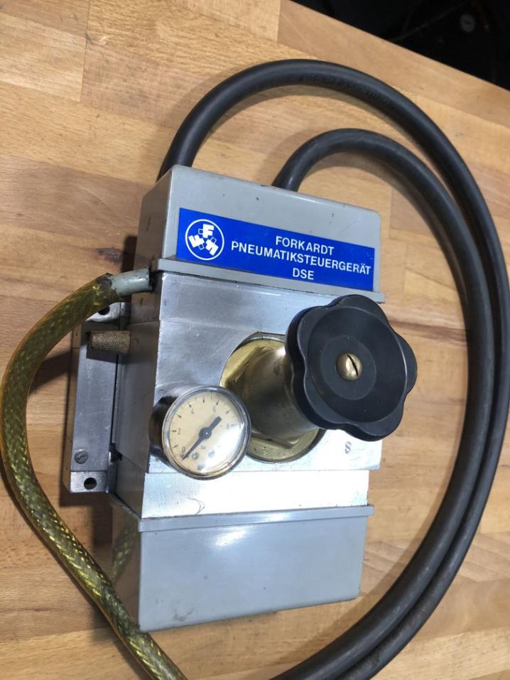 FORKHARDT DSE Pneumatic control unit