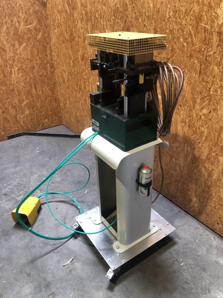 Oemme s.p.a. P-20-V Stanzmaschine