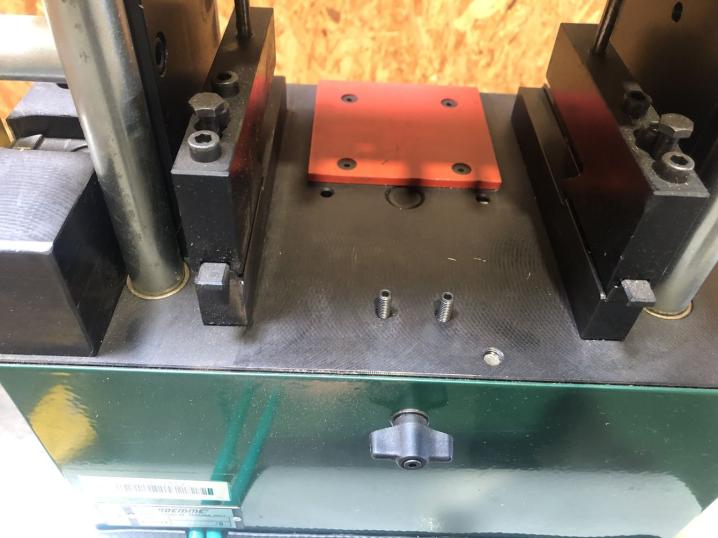 Oemme s.p.a. P-20-V Stanzmaschine